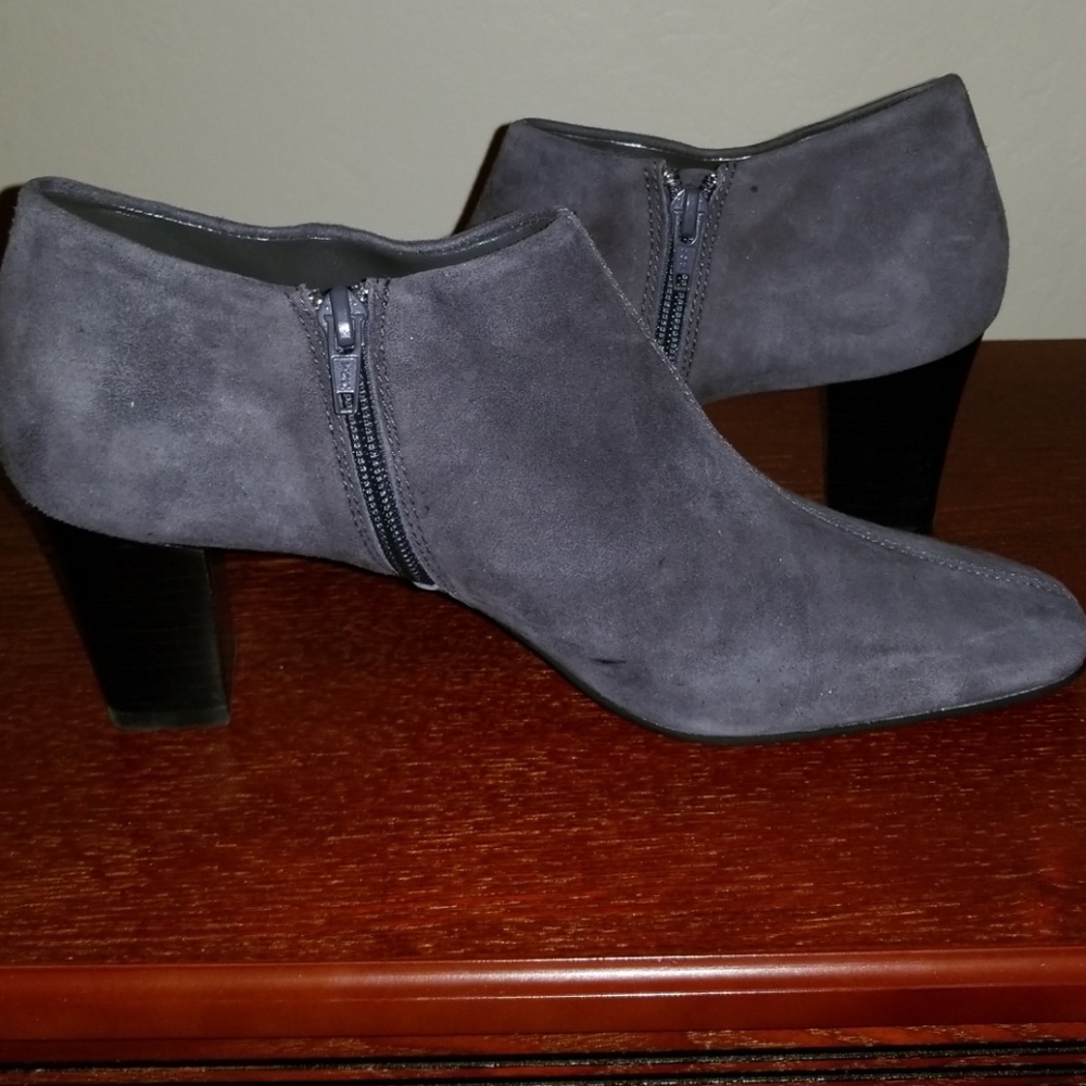 Anne Klein suede grey ankle boots